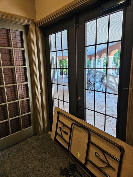 待售: $189,900 (1 贝兹, 1 浴室, 661 平方英尺)