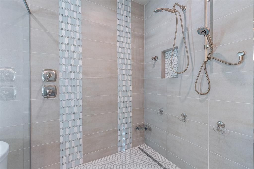 For Sale: $1,595,000 (3 beds, 3 baths, 3180 Square Feet)