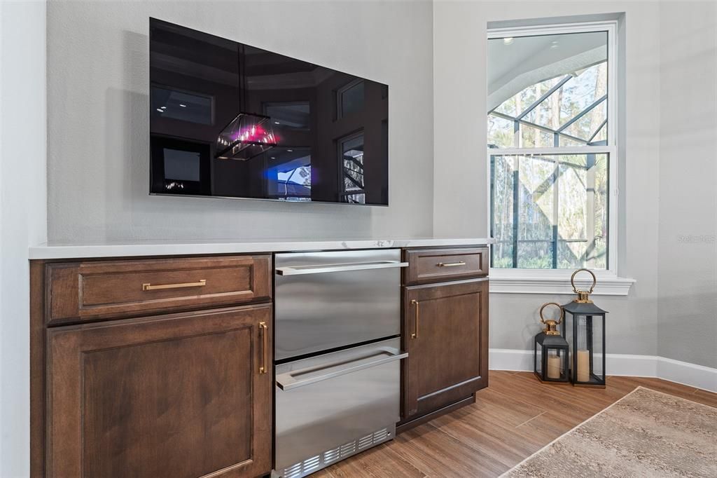 For Sale: $1,595,000 (3 beds, 3 baths, 3180 Square Feet)