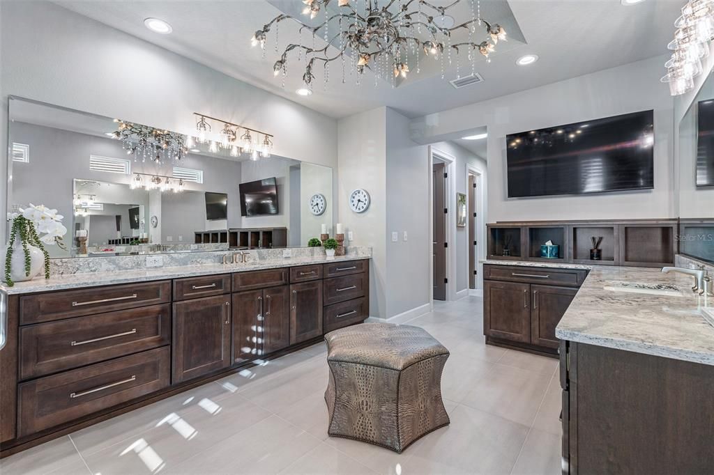 For Sale: $1,595,000 (3 beds, 3 baths, 3180 Square Feet)