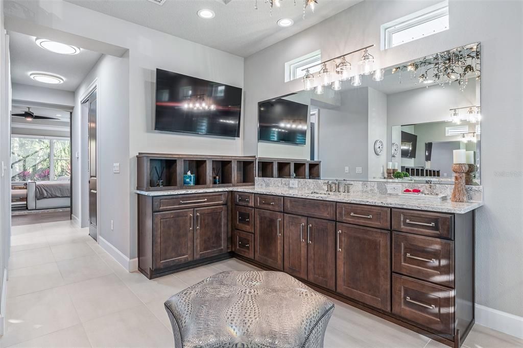 For Sale: $1,595,000 (3 beds, 3 baths, 3180 Square Feet)