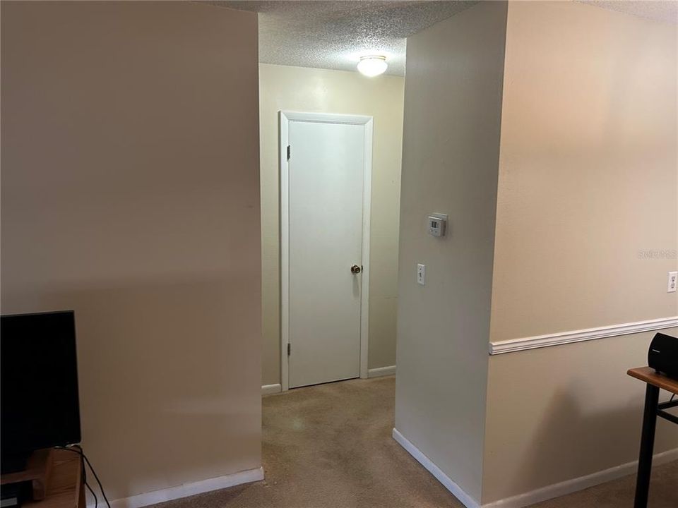 For Sale: $99,000 (1 beds, 1 baths, 902 Square Feet)
