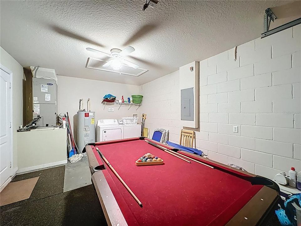 待售: $349,999 (5 贝兹, 3 浴室, 1854 平方英尺)