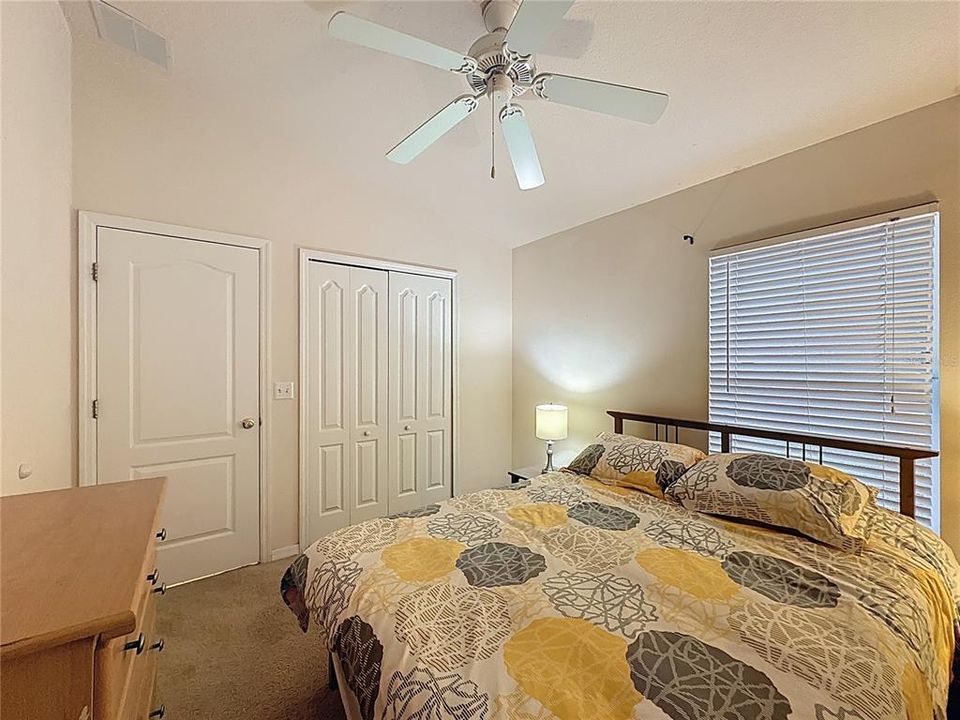 待售: $349,999 (5 贝兹, 3 浴室, 1854 平方英尺)