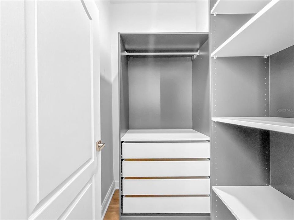 待售: $890,000 (4 贝兹, 3 浴室, 2694 平方英尺)