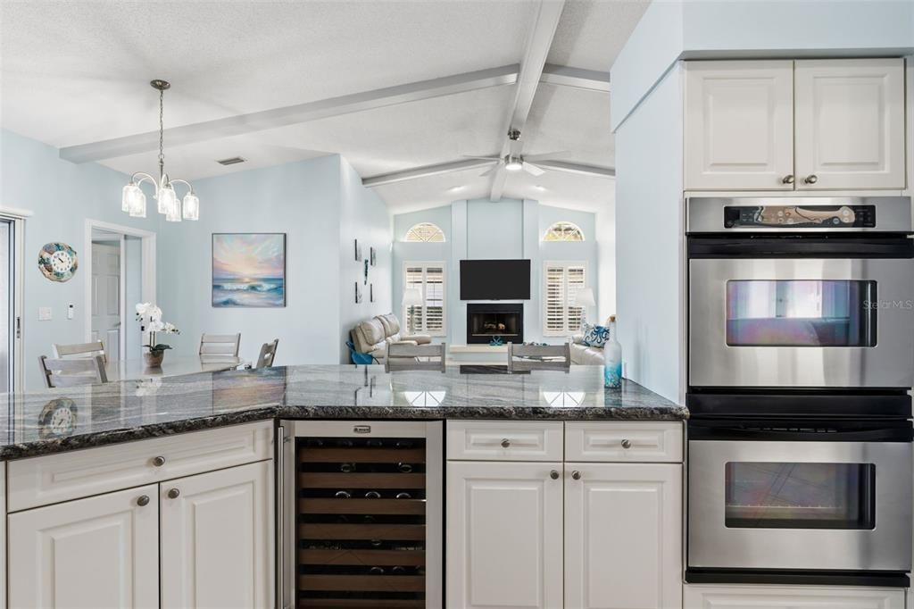 For Sale: $699,000 (3 beds, 2 baths, 2352 Square Feet)