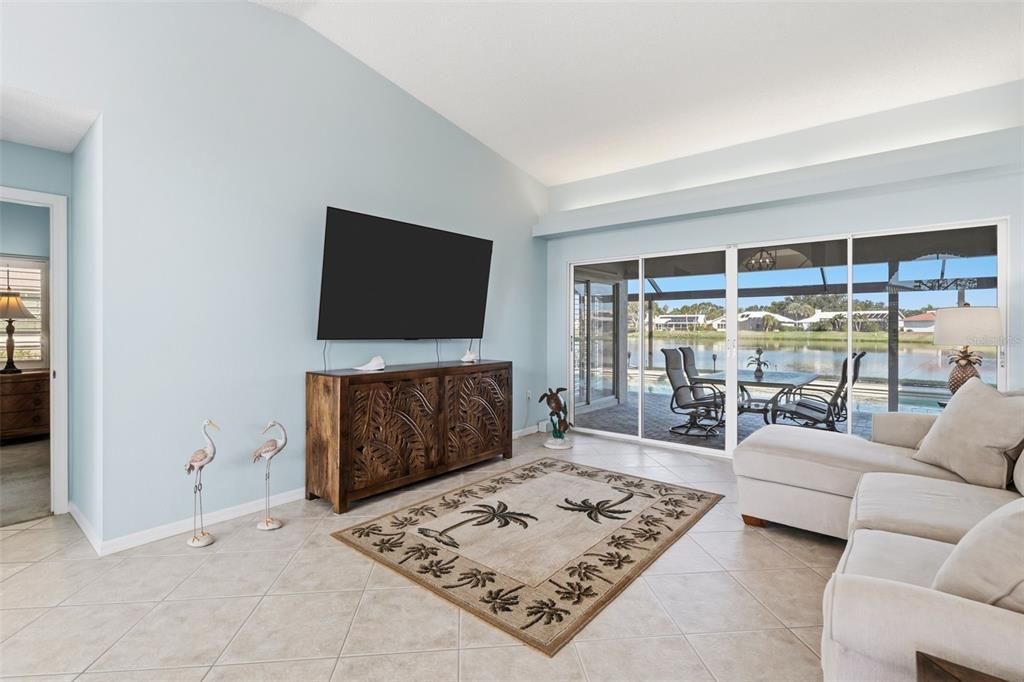 For Sale: $699,000 (3 beds, 2 baths, 2352 Square Feet)