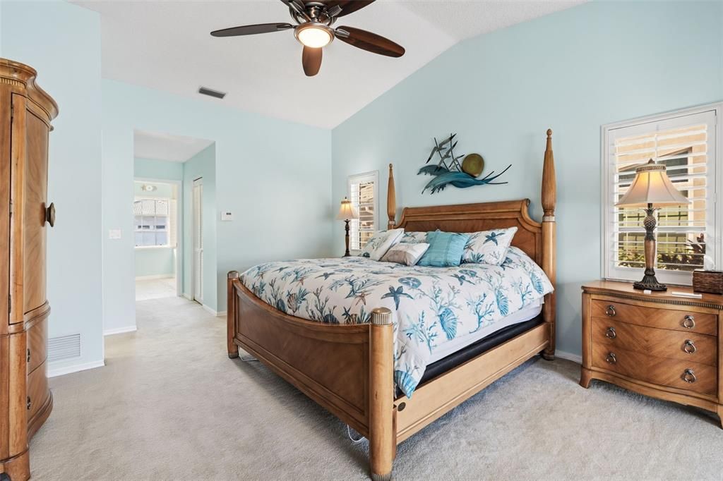 For Sale: $699,000 (3 beds, 2 baths, 2352 Square Feet)