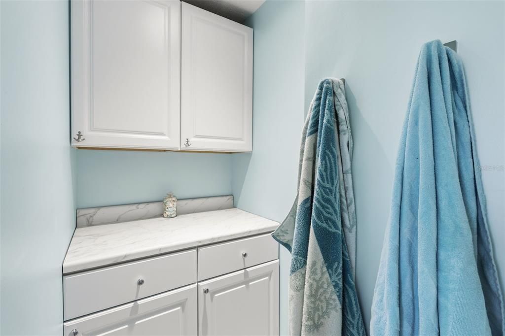 For Sale: $699,000 (3 beds, 2 baths, 2352 Square Feet)