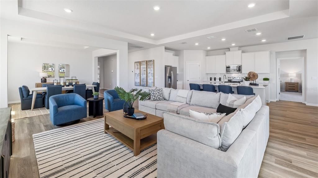 Active With Contract: $530,190 (4 beds, 3 baths, 2787 Square Feet)