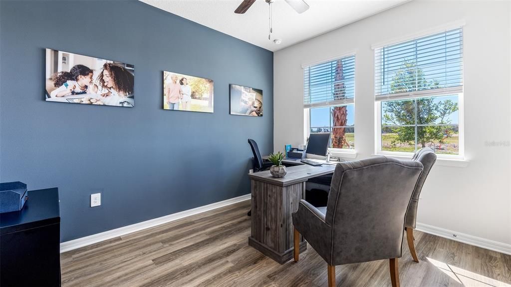 Active With Contract: $530,190 (4 beds, 3 baths, 2787 Square Feet)