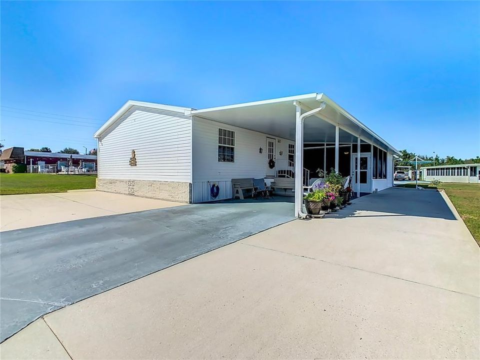 For Sale: $199,000 (3 beds, 2 baths, 1404 Square Feet)