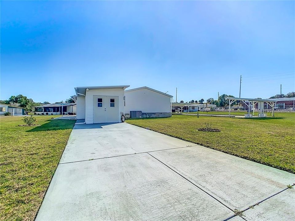 For Sale: $199,000 (3 beds, 2 baths, 1404 Square Feet)