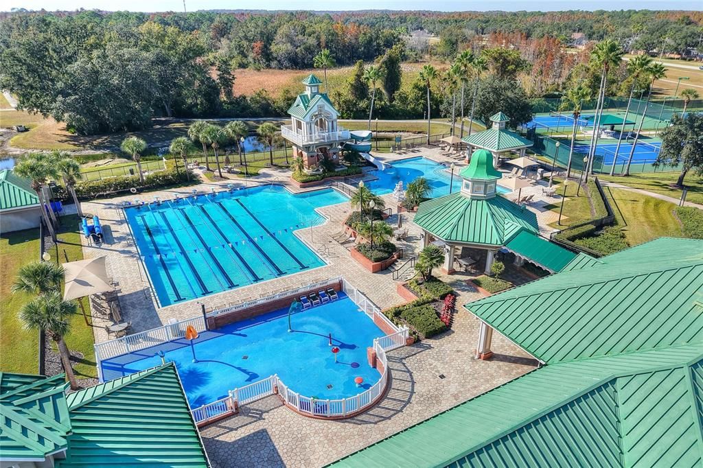 На продажу: $327,000 (2 спален, 2 ванн, 1544 Квадратных фут)