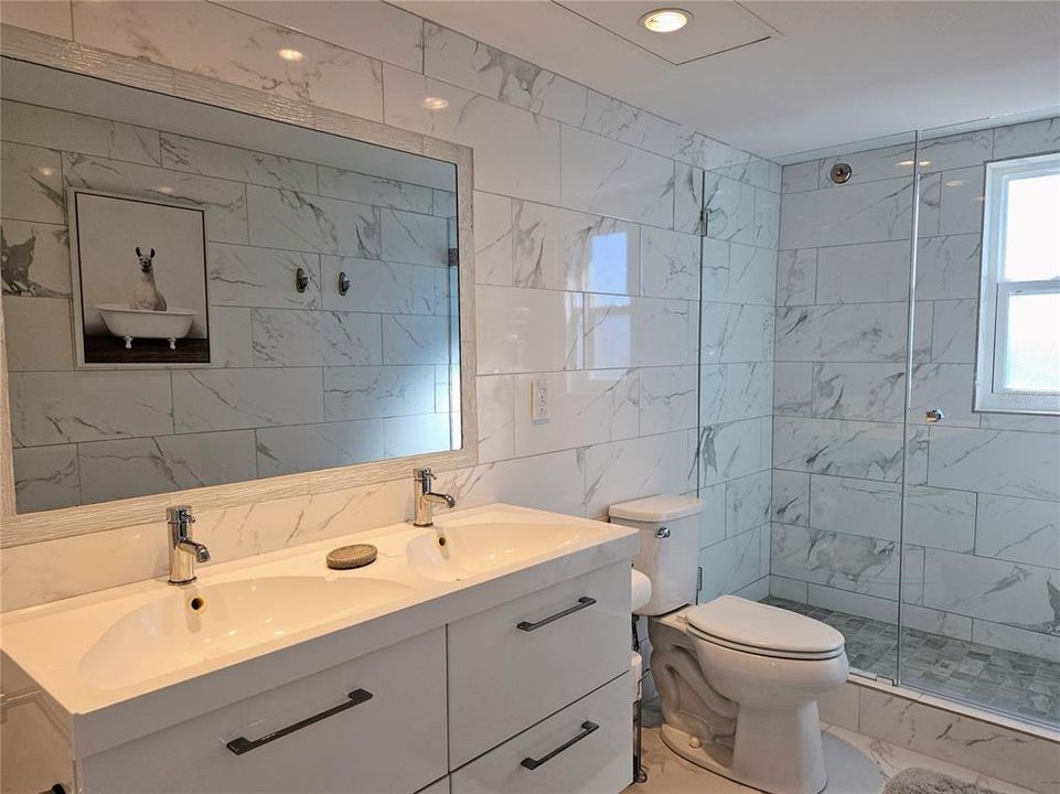 出租: $3,000 (2 贝兹, 2 浴室, 1485 平方英尺)