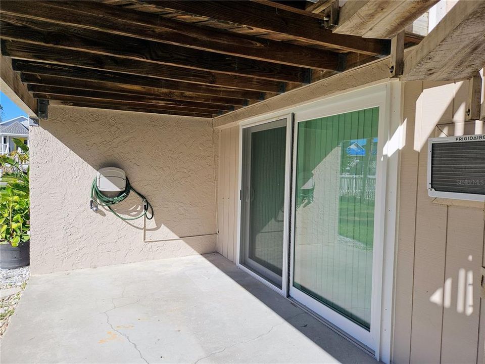 出租: $3,000 (2 贝兹, 2 浴室, 1485 平方英尺)