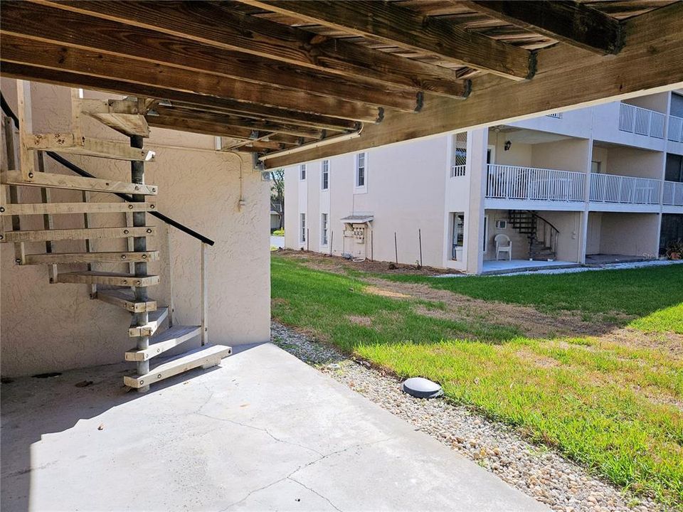 出租: $3,000 (2 贝兹, 2 浴室, 1485 平方英尺)