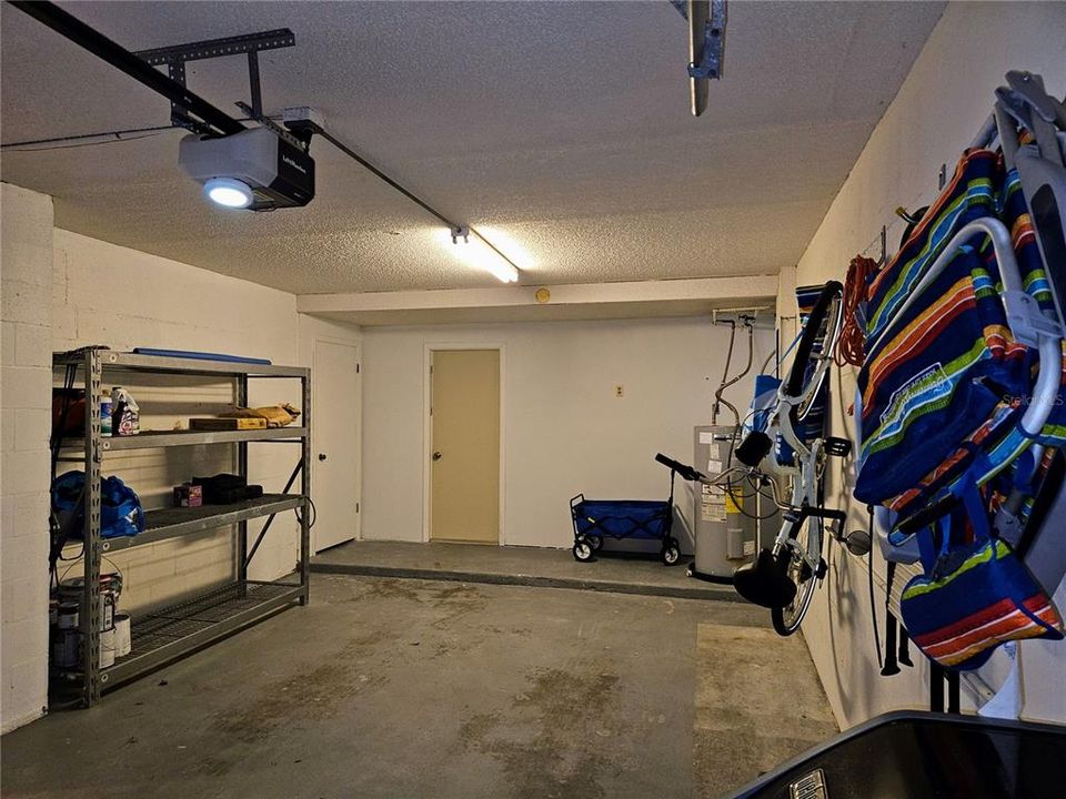 出租: $3,000 (2 贝兹, 2 浴室, 1485 平方英尺)