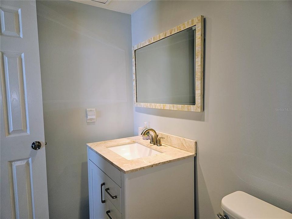 出租: $3,000 (2 贝兹, 2 浴室, 1485 平方英尺)