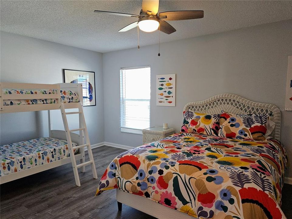 出租: $3,000 (2 贝兹, 2 浴室, 1485 平方英尺)