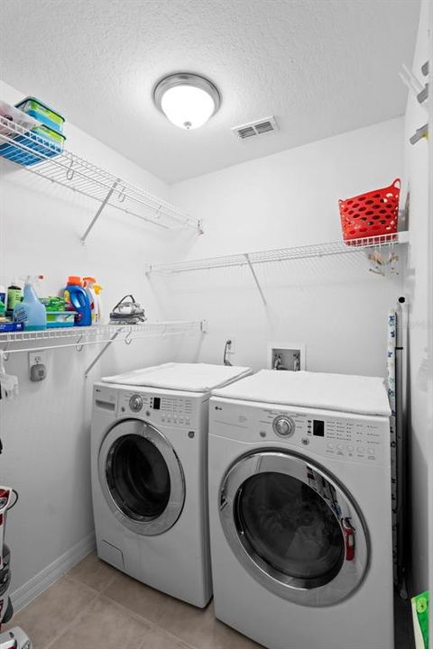 待售: $489,000 (4 贝兹, 3 浴室, 1760 平方英尺)