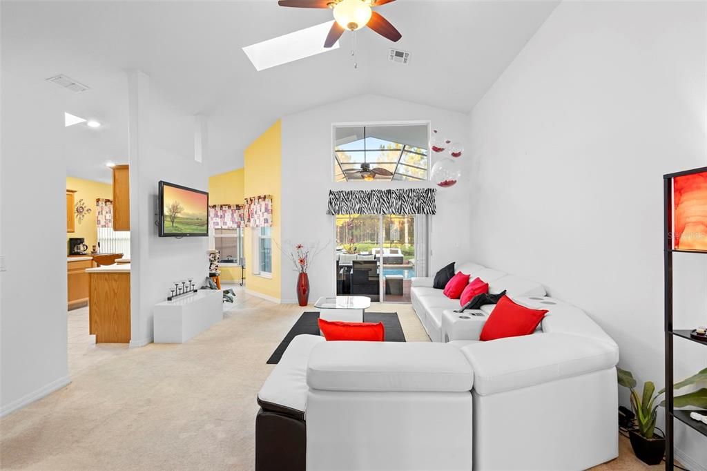 待售: $489,000 (4 贝兹, 3 浴室, 1760 平方英尺)