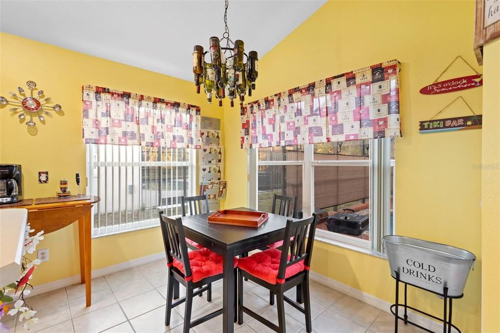 待售: $489,000 (4 贝兹, 3 浴室, 1760 平方英尺)