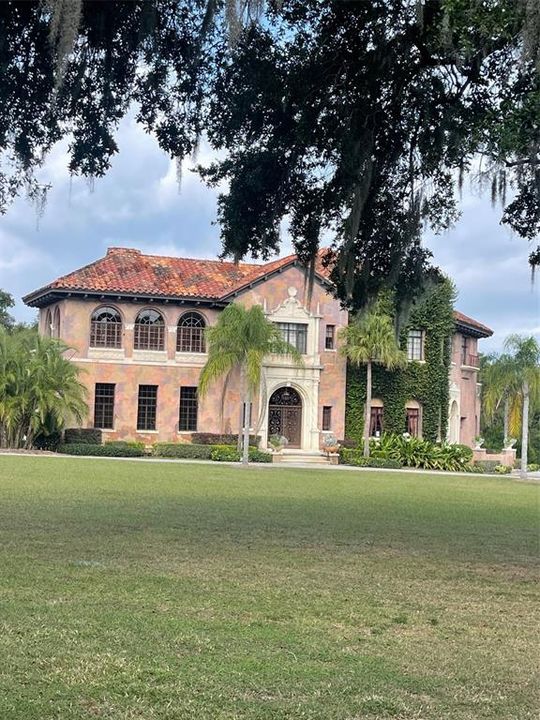 For Sale: $419,900 (3 beds, 2 baths, 2112 Square Feet)