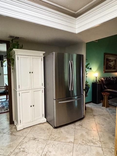 For Sale: $419,900 (3 beds, 2 baths, 2112 Square Feet)