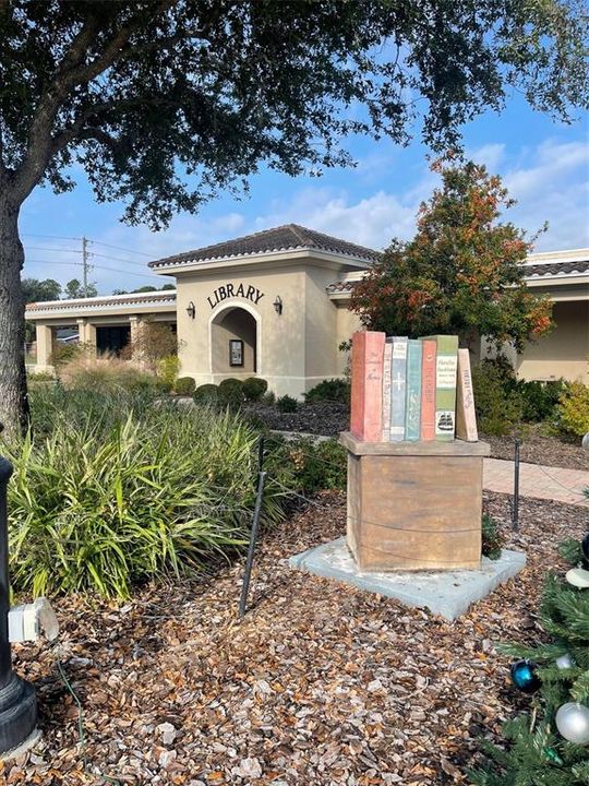 For Sale: $419,900 (3 beds, 2 baths, 2112 Square Feet)