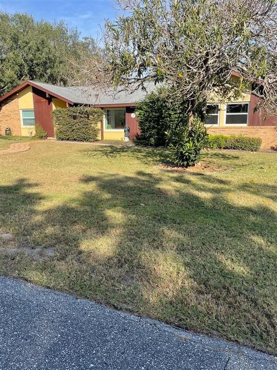 For Sale: $419,900 (3 beds, 2 baths, 2112 Square Feet)