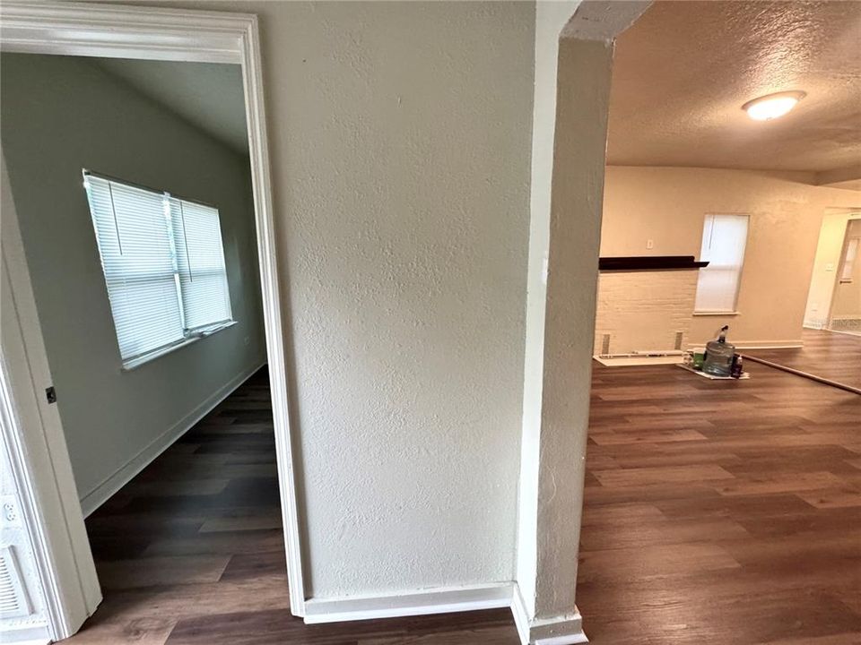 En Venta: $279,000 (4 camas, 1 baños, 1068 Pies cuadrados)