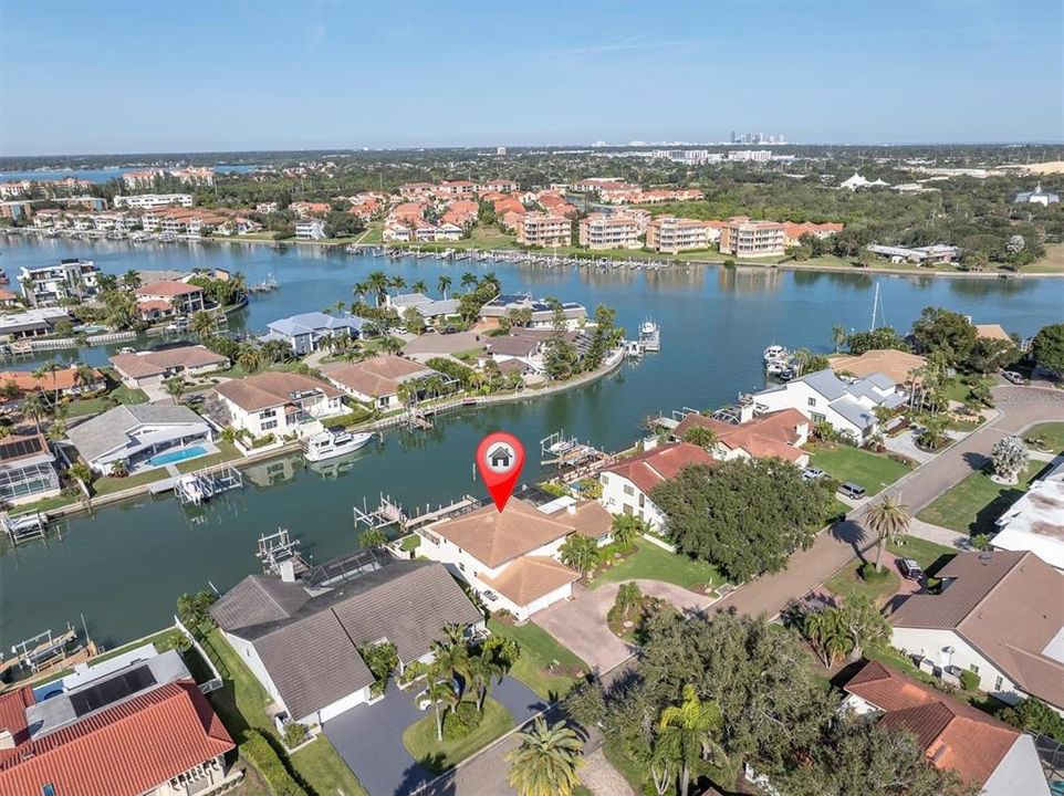 For Sale: $2,200,000 (4 beds, 3 baths, 3741 Square Feet)