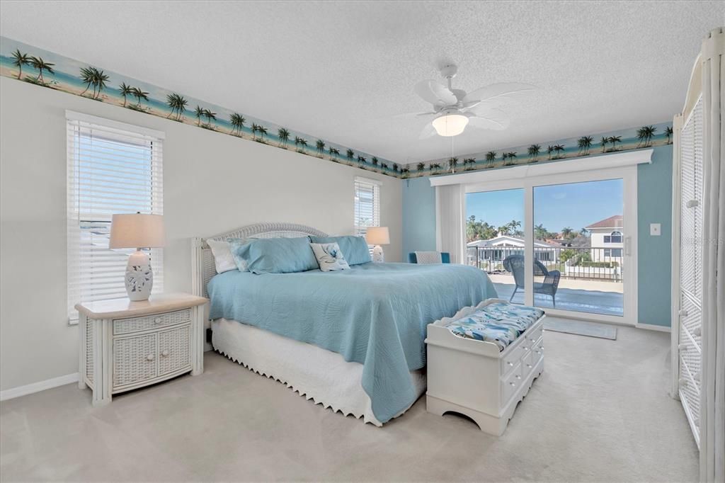 For Sale: $2,200,000 (4 beds, 3 baths, 3741 Square Feet)