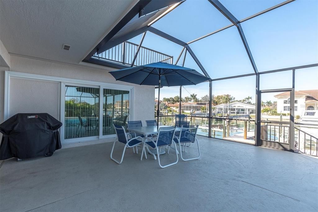 For Sale: $2,200,000 (4 beds, 3 baths, 3741 Square Feet)