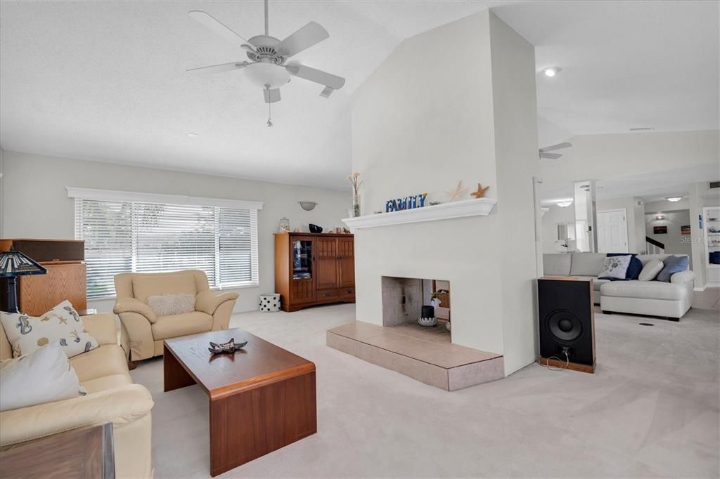 For Sale: $2,200,000 (4 beds, 3 baths, 3741 Square Feet)