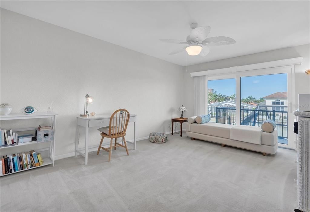 For Sale: $2,200,000 (4 beds, 3 baths, 3741 Square Feet)