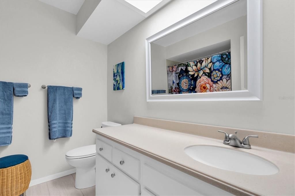 For Sale: $2,200,000 (4 beds, 3 baths, 3741 Square Feet)