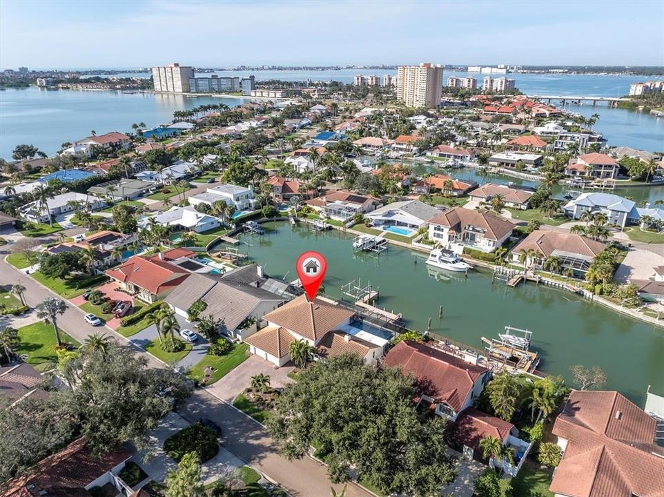 For Sale: $2,200,000 (4 beds, 3 baths, 3741 Square Feet)