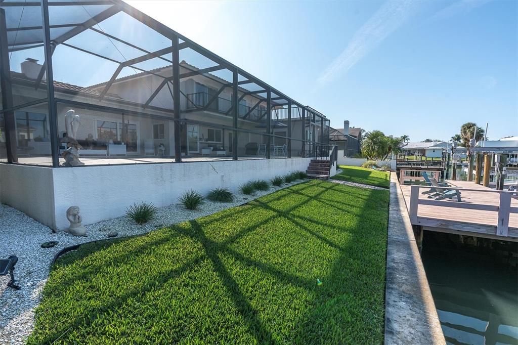 For Sale: $2,200,000 (4 beds, 3 baths, 3741 Square Feet)