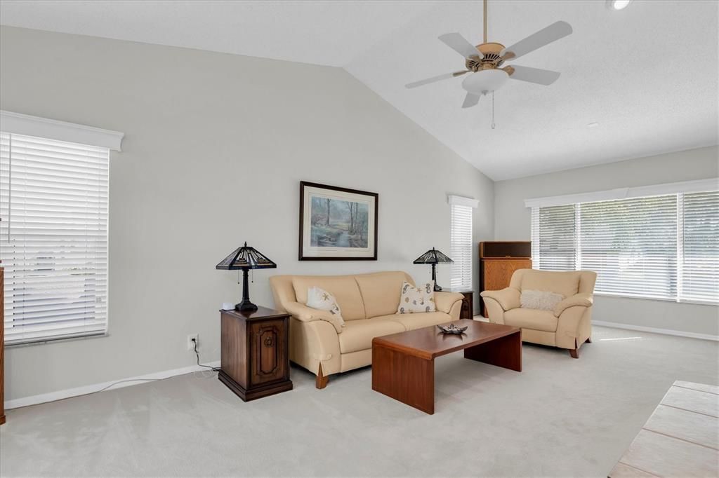 For Sale: $2,200,000 (4 beds, 3 baths, 3741 Square Feet)