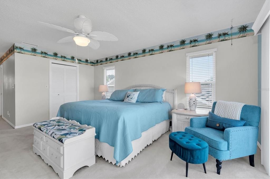 For Sale: $2,200,000 (4 beds, 3 baths, 3741 Square Feet)