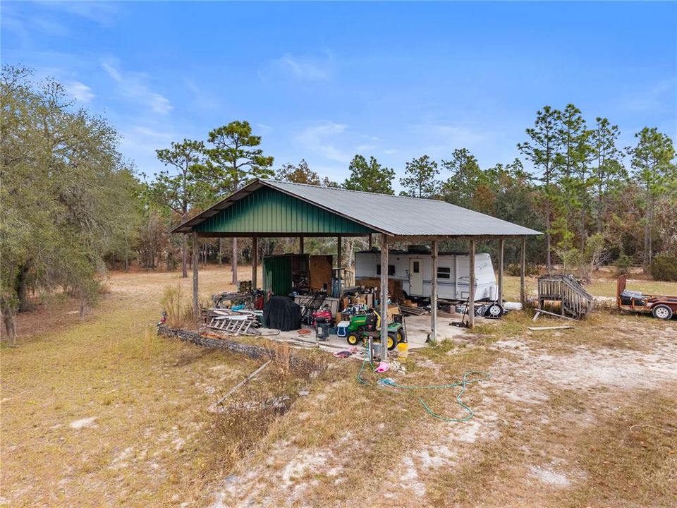 For Sale: $400,000 (4 beds, 2 baths, 2100 Square Feet)
