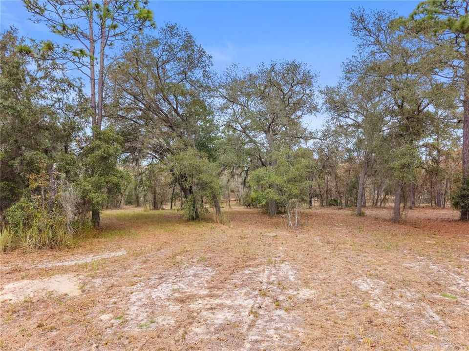 For Sale: $400,000 (4 beds, 2 baths, 2100 Square Feet)