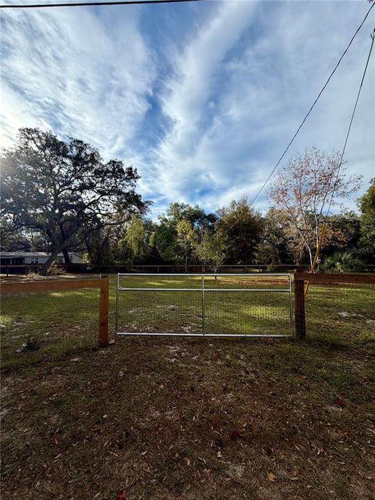 待售: $35,000 (0.46 acres)