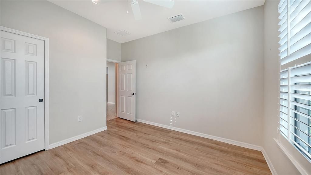 For Sale: $549,900 (2 beds, 2 baths, 1675 Square Feet)