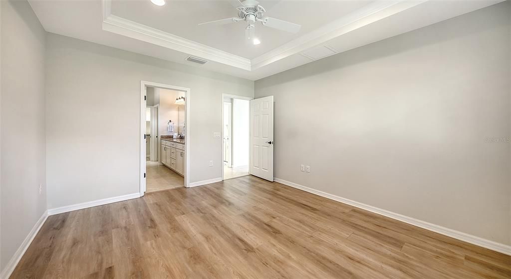 For Sale: $549,900 (2 beds, 2 baths, 1675 Square Feet)