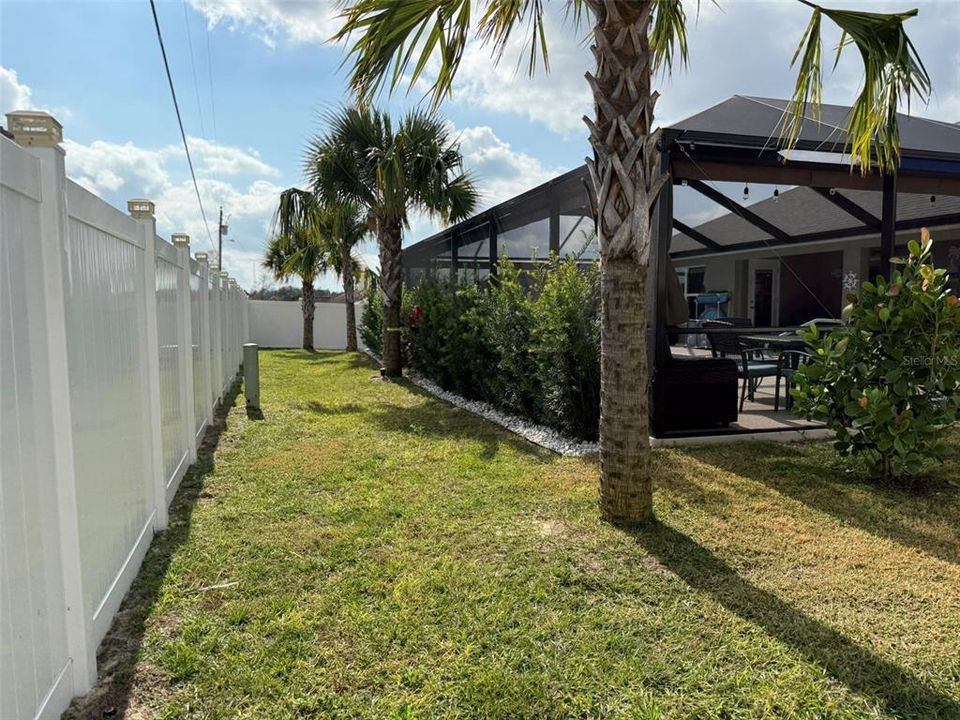 На продажу: $445,000 (4 спален, 2 ванн, 2330 Квадратных фут)