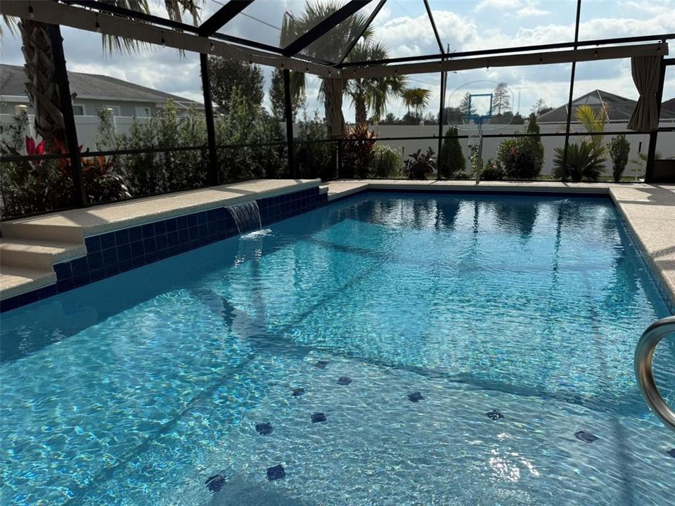 На продажу: $445,000 (4 спален, 2 ванн, 2330 Квадратных фут)