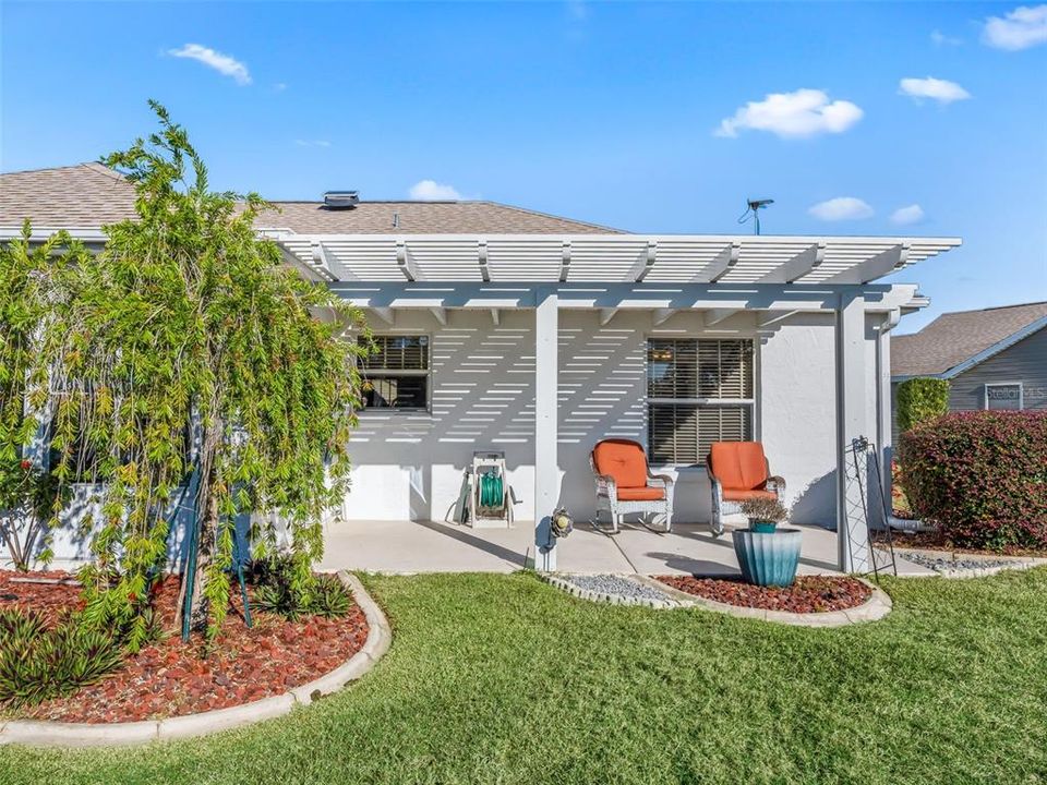 For Sale: $359,900 (2 beds, 2 baths, 1392 Square Feet)